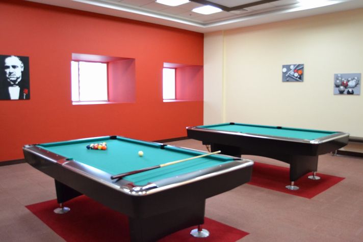 PLAY ROOM