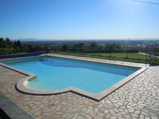 La piscina di 12mt.x 6mt.