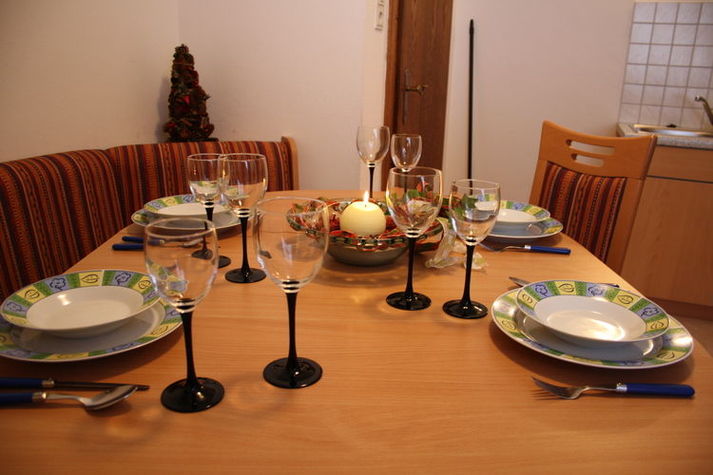 DiningRoom