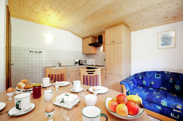 DiningRoom