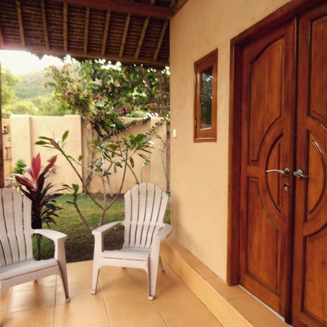 bungalow 1 porch