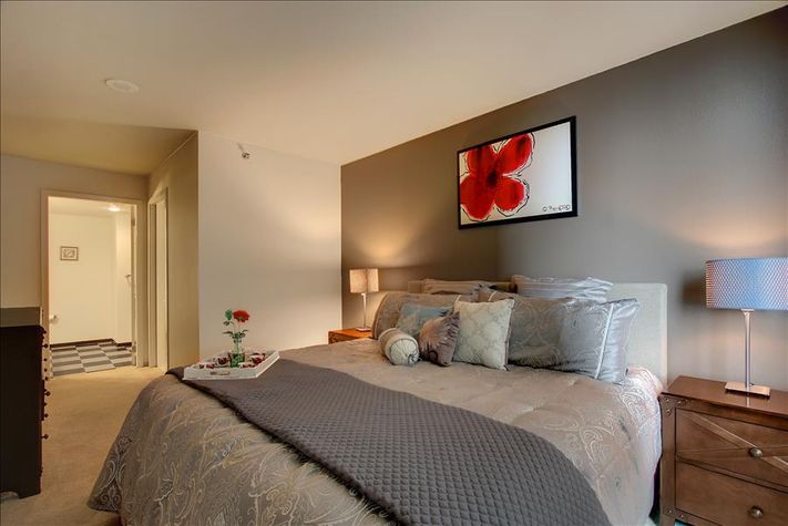 Bedroom
Bedroom