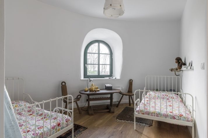guest room -1-