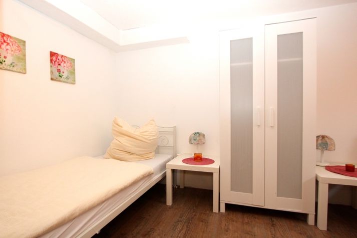guet room -2-