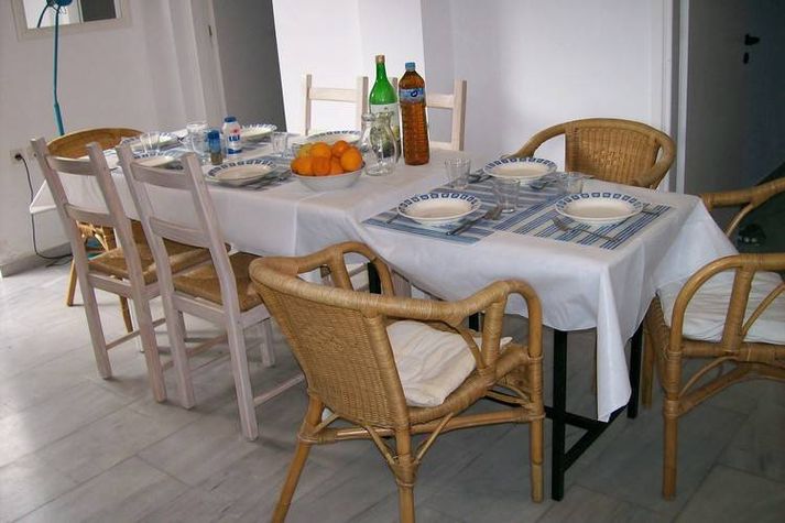 DiningRoom