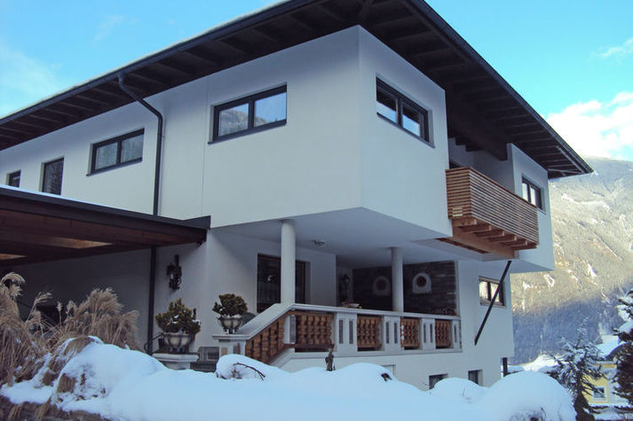 ExteriorWinter