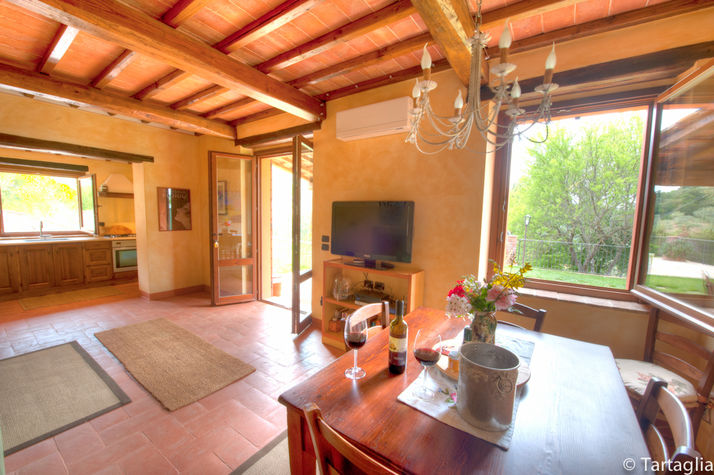 another view of the dining area 