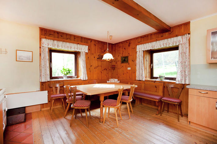 DiningRoom