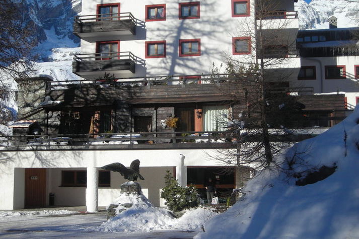 ExteriorWinter