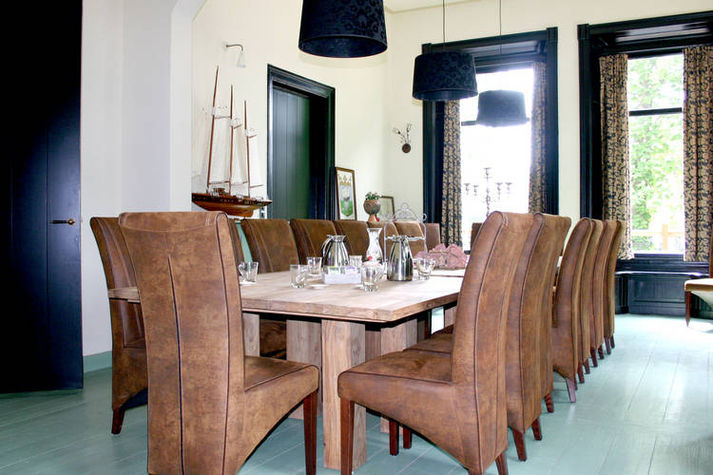 DiningRoom