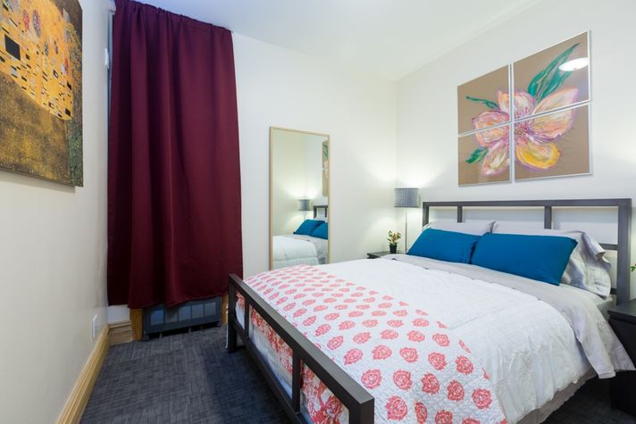 Second Bedroom queen size bed