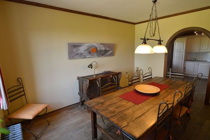 DiningRoom
