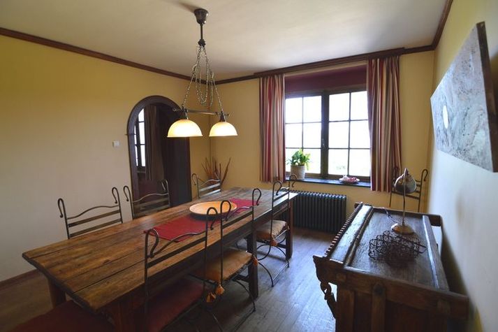 DiningRoom
