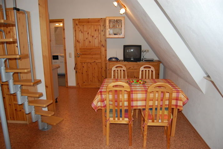 DiningRoom