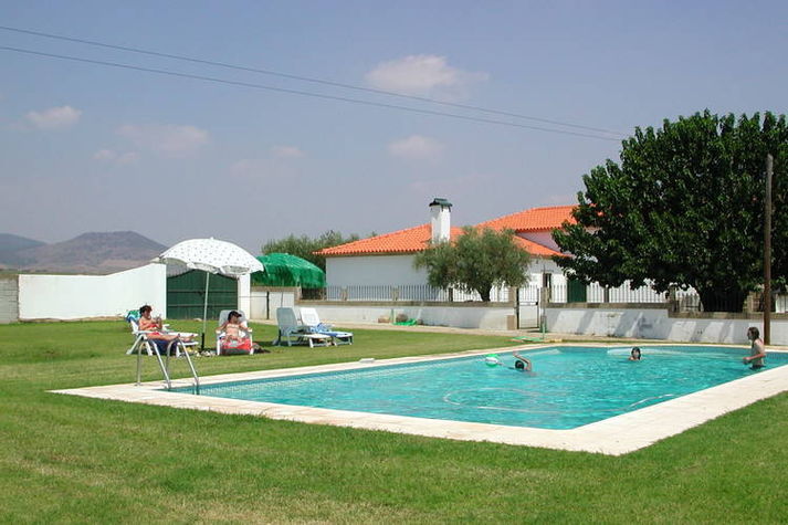 PoolOfHouse
