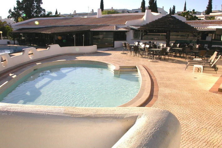 PoolOfHouse