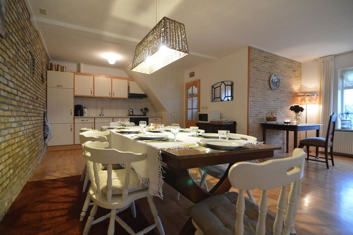 DiningRoom