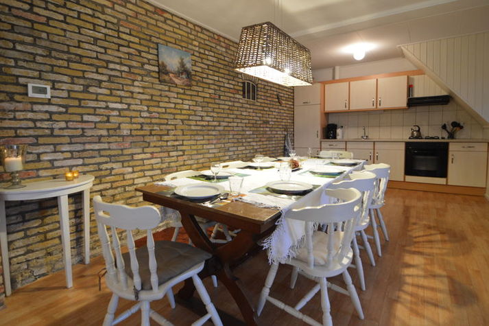 DiningRoom