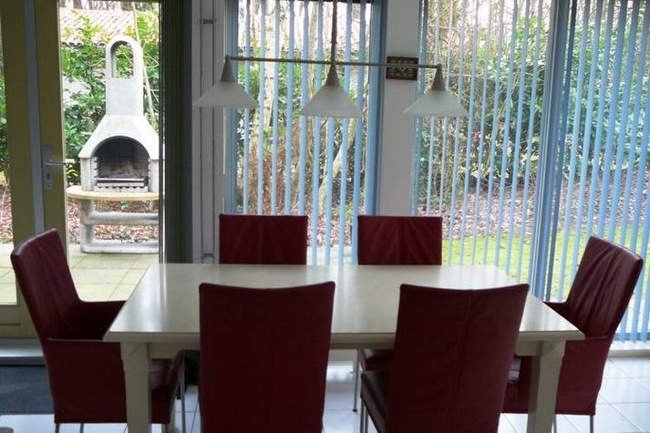 DiningRoom