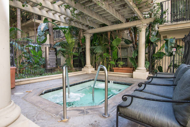 Jacuzzi