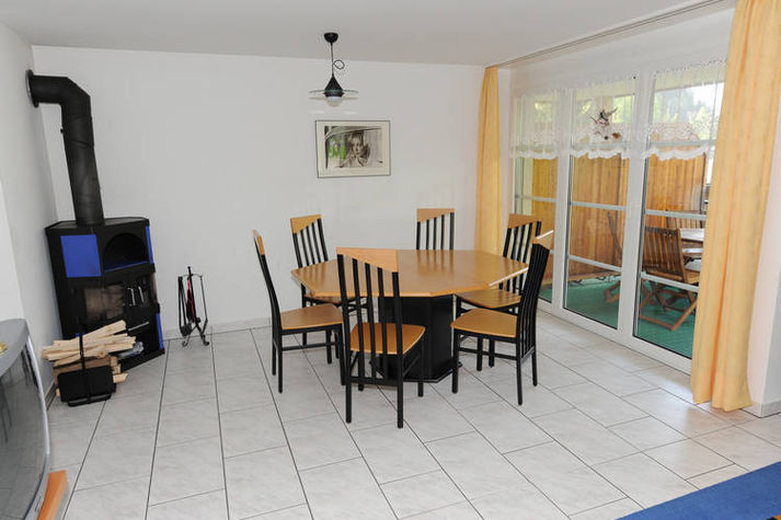 DiningRoom