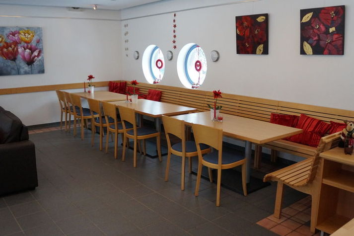 DiningRoom