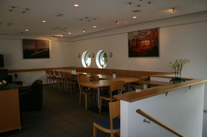 DiningRoom