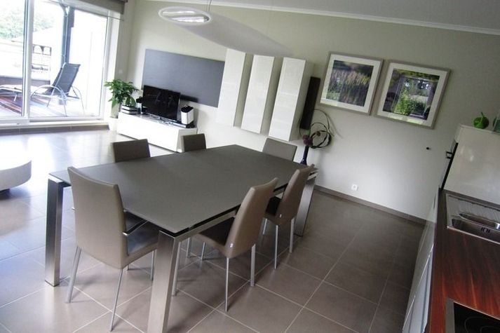 DiningRoom