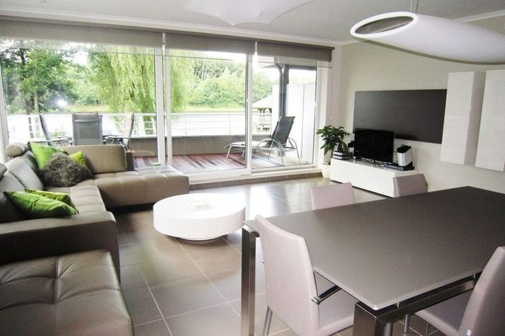 DiningRoom