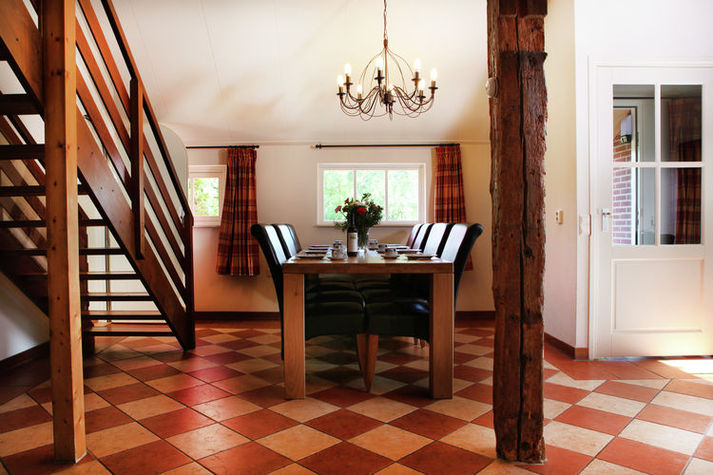 DiningRoom