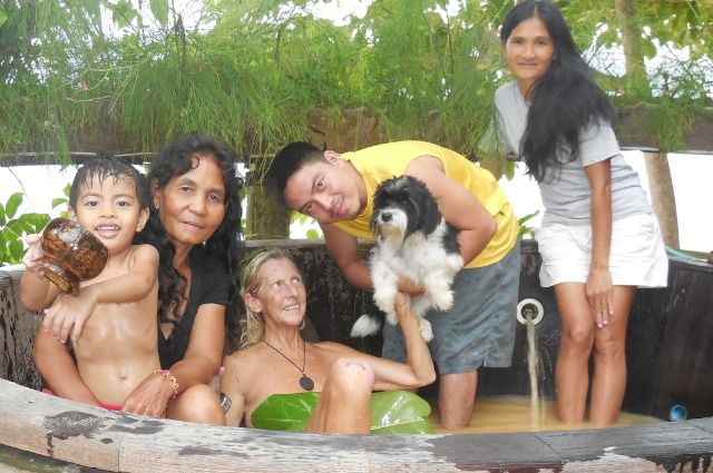 island jacuzzi1