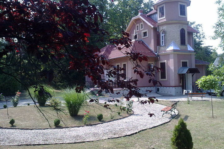 ExteriorSummer