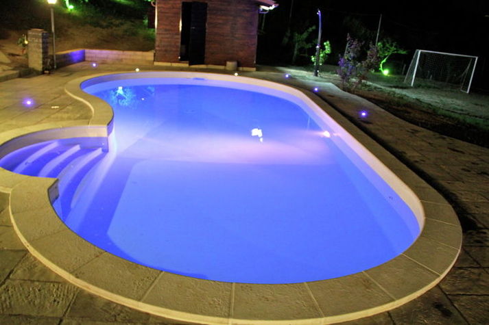 PoolOfHouse