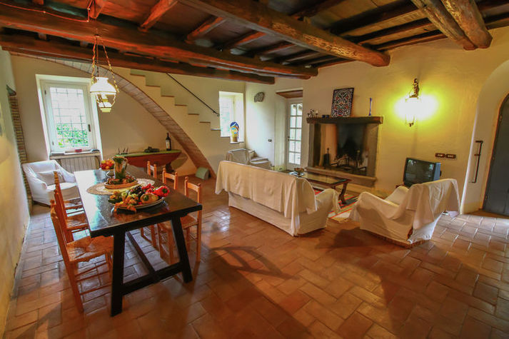 DiningRoom
