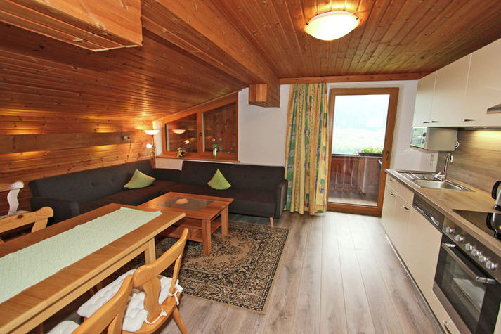 DiningRoom