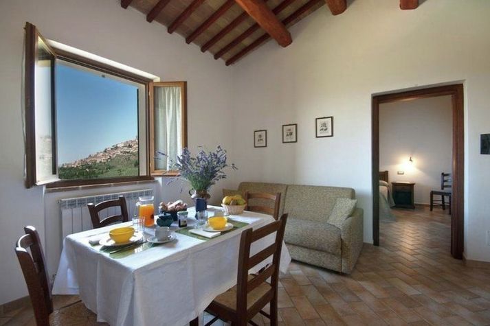 DiningRoom