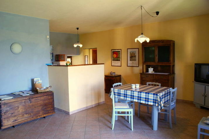 DiningRoom