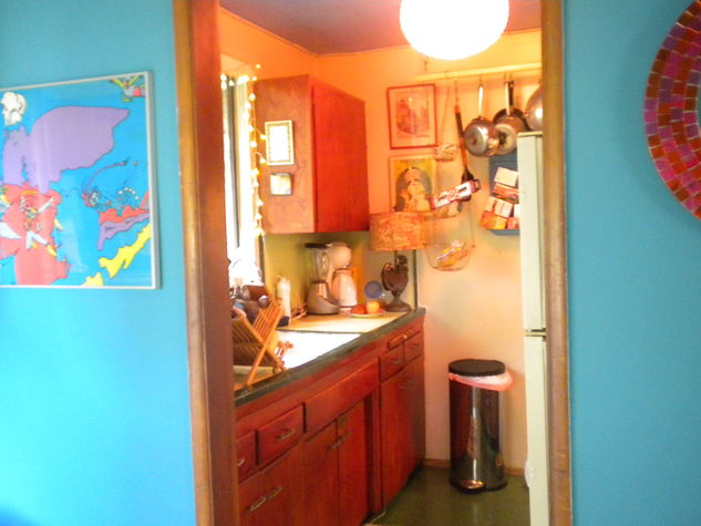 Full Kitchen