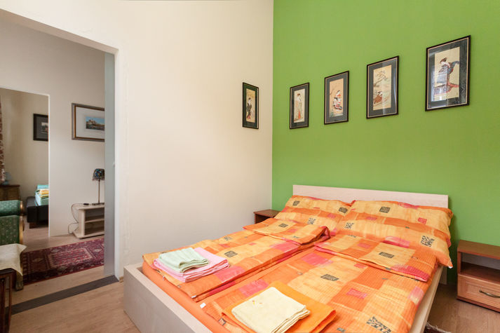 Chinese bedroom