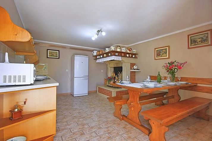 DiningRoom