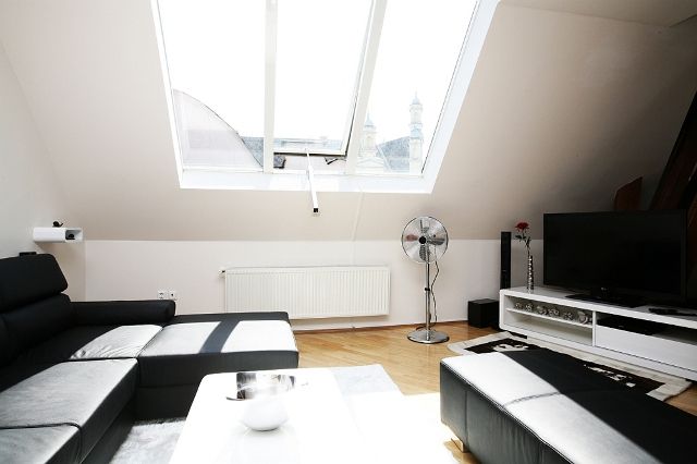 Living room - Apartment Attic Kozi - Old Town Square - Prague