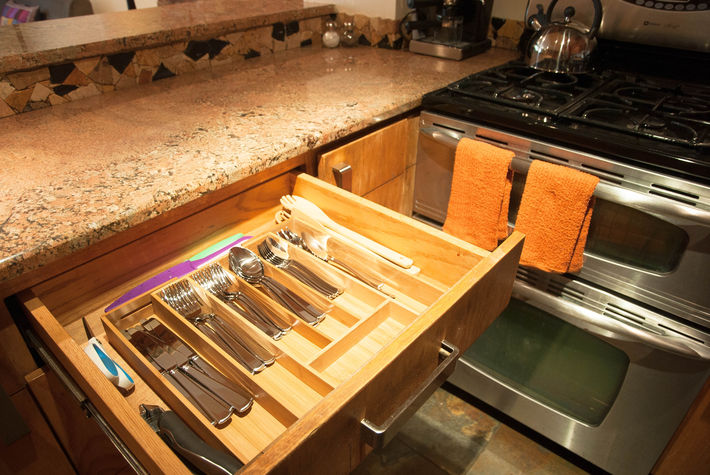 Fully-stocked Kitchen