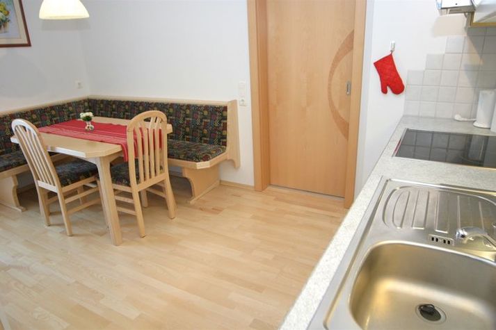 DiningRoom