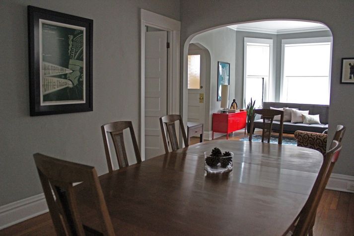 The dining room comfortably seats six, but we can bring in additional folding chairs if needed.