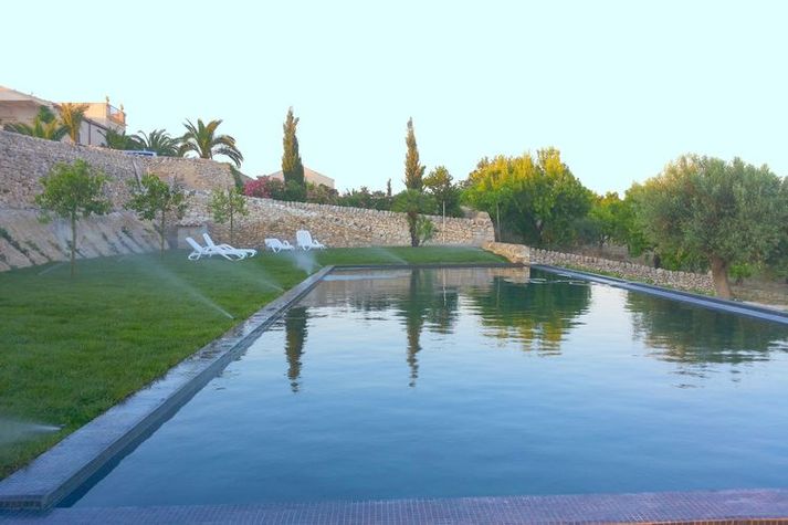 PoolOfHouse