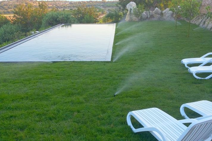 PoolOfHouse