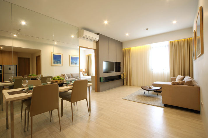Bright Living/Dining