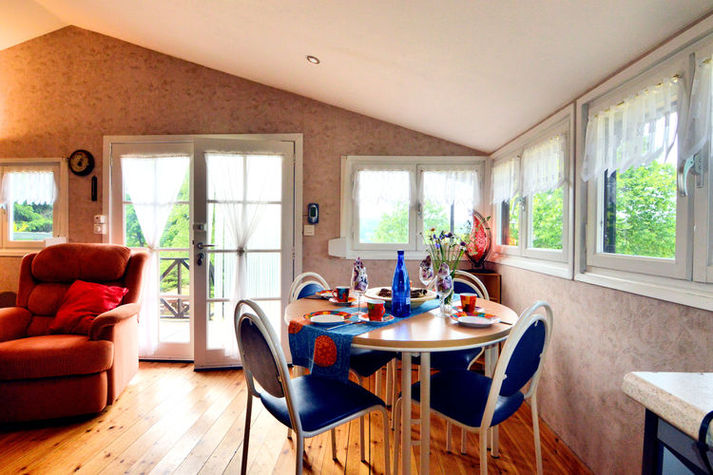 DiningRoom