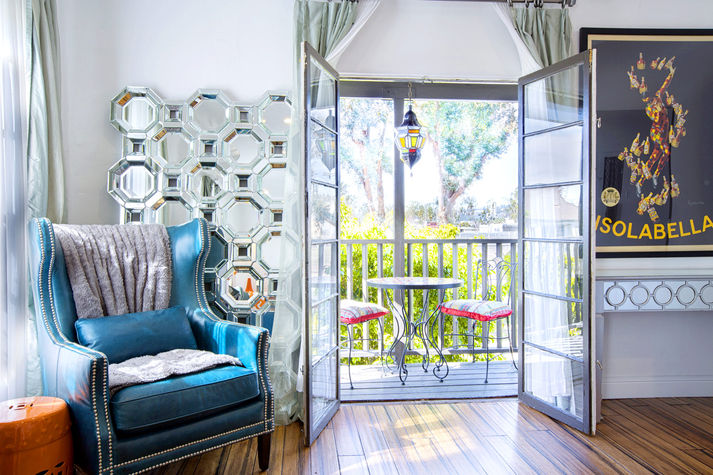 The West Hollywood Home | Luxury Villa by Owner
The West Hollywood Home | Luxury Villa by Owner