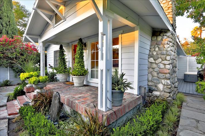 The West Hollywood House | Luxury Villa by Owner
The West Hollywood House | Luxury Villa by Owner
